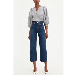 NWT Levi’s Ribcage Straight High Rise Jeans / size 26